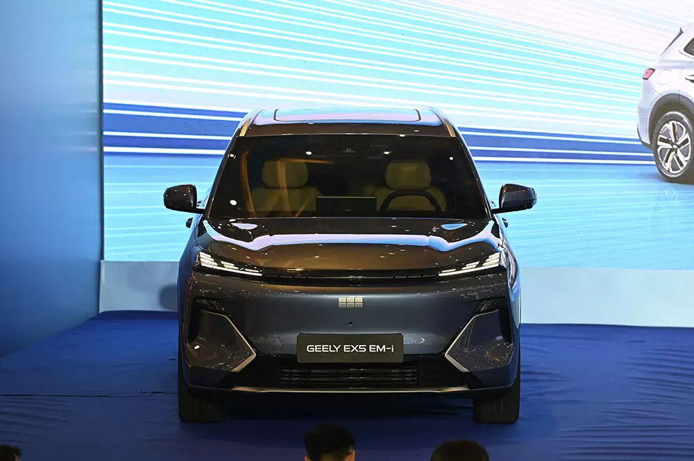 Geely EX5 EM-i sở hữu thiết kế mượt mà Geely EX5 EM-i sở hữu thiết kế mượt mà
