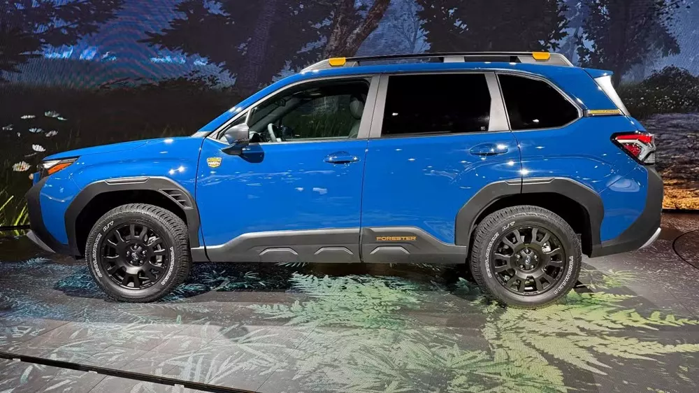Phiên bản việt dã của Subaru Forester được bổ sung động cơ mới, tiết kiệm xăng hơn - Ảnh 2. Phiên bản việt dã của Subaru Forester được bổ sung động cơ mới, tiết kiệm xăng hơn - Ảnh 2.