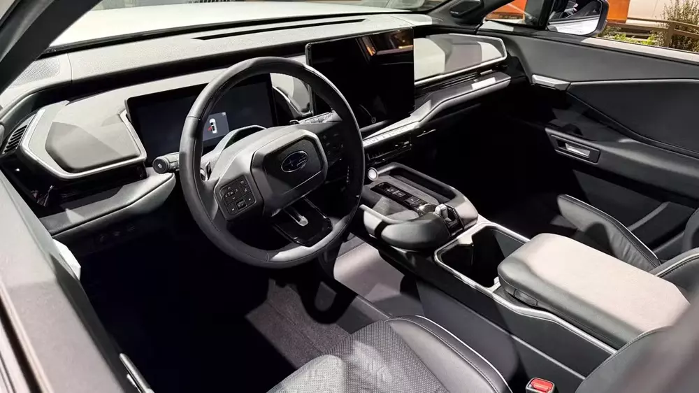 Subaru Getaway trình làng như "anh em song sinh" của Toyota Highlander nhưng nhanh hơn và mạnh hơn - Ảnh 7. Subaru Getaway trình làng như "anh em song sinh" của Toyota Highlander nhưng nhanh hơn và mạnh hơn - Ảnh 7.