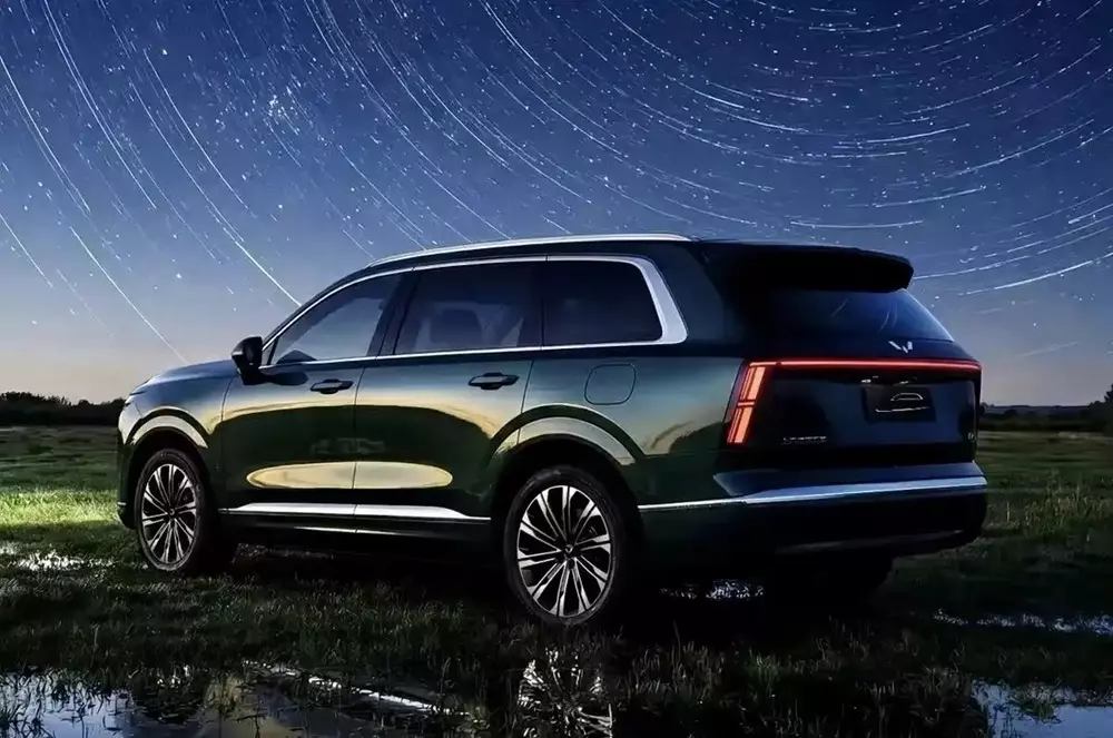 Wuling Xingguang  L - SUV cỡ lớn mới sắp b&aacute;n ở Việt Nam trong năm nay, chạy 185 km kh&ocirc;ng tốn xăng - Ảnh 4.