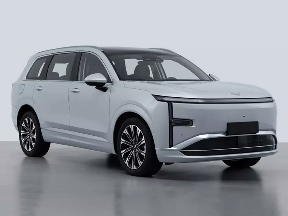 Wuling Xingguang  L - SUV cỡ lớn mới sắp b&aacute;n ở Việt Nam trong năm nay, chạy 185 km kh&ocirc;ng tốn xăng - Ảnh 6.