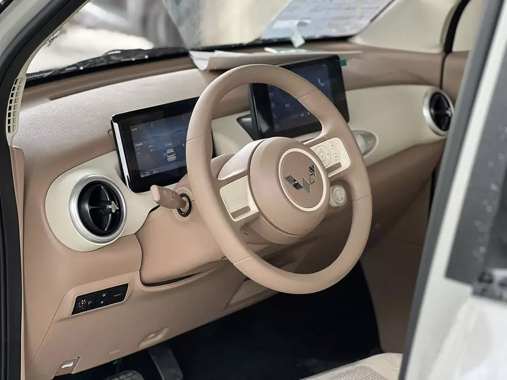 Wuling Macaron đ&atilde; c&oacute; mặt tại đại l&yacute; Việt, thay thế Hongguang Mini EV, gi&aacute; sau ưu đ&atilde;i chỉ 249 triệu đồng - Ảnh 9.