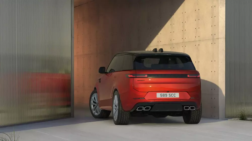 Range Rover Sport mới ra mắt Việt Nam được bổ sung phiên bản kỷ niệm 20 năm với màu cam hoài cổ - Ảnh 4. Range Rover Sport mới ra mắt Việt Nam được bổ sung phiên bản kỷ niệm 20 năm với màu cam hoài cổ - Ảnh 4.