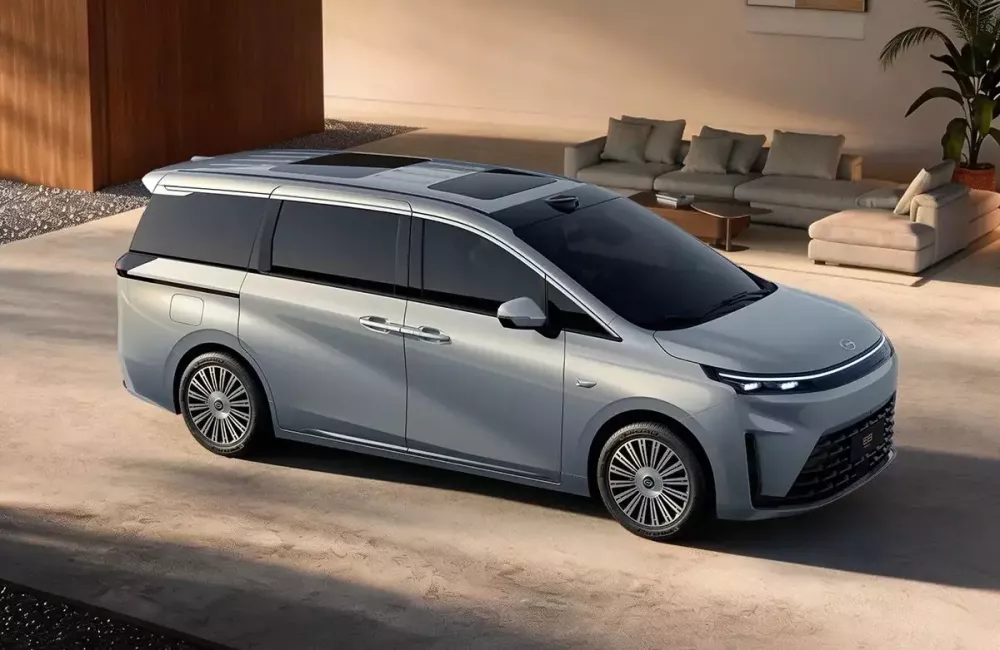 Thương hiệu đang b&aacute;n xe tại Việt Nam ra mắt MPV cỡ lớn mới, chạy hơn 200 km kh&ocirc;ng tốn xăng - Ảnh 1.