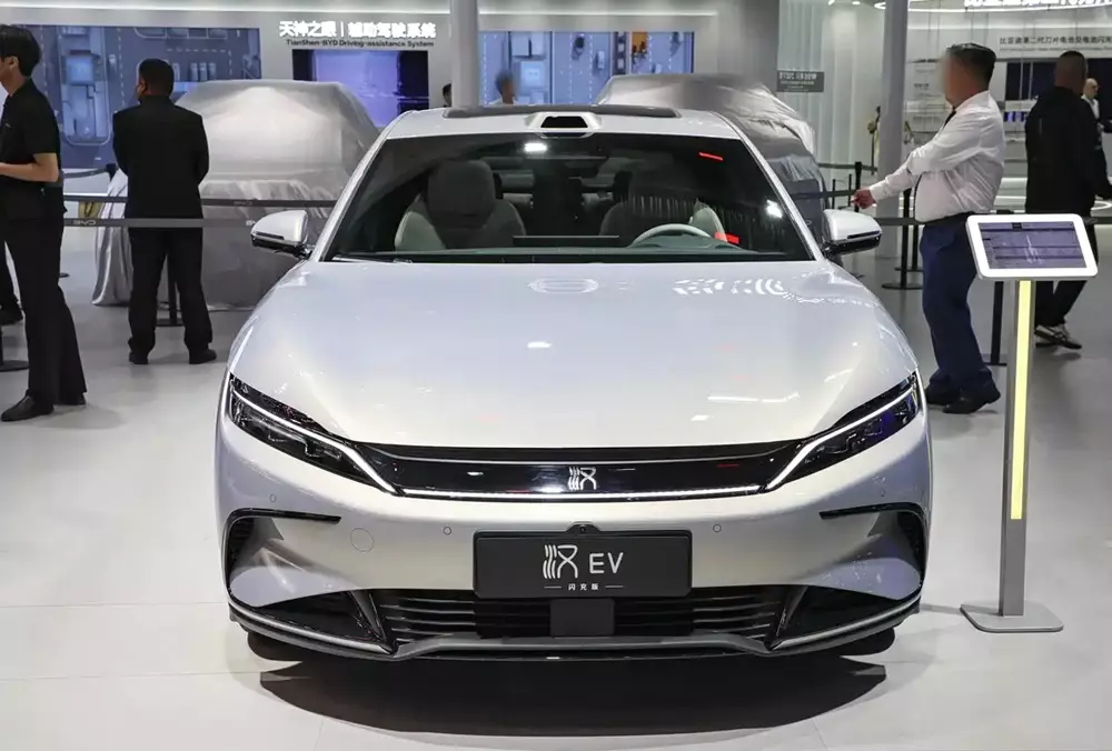 BYD Han EV Flash Charge Edition kh&ocirc;ng thay đổi thiết kế so với đời cũ
