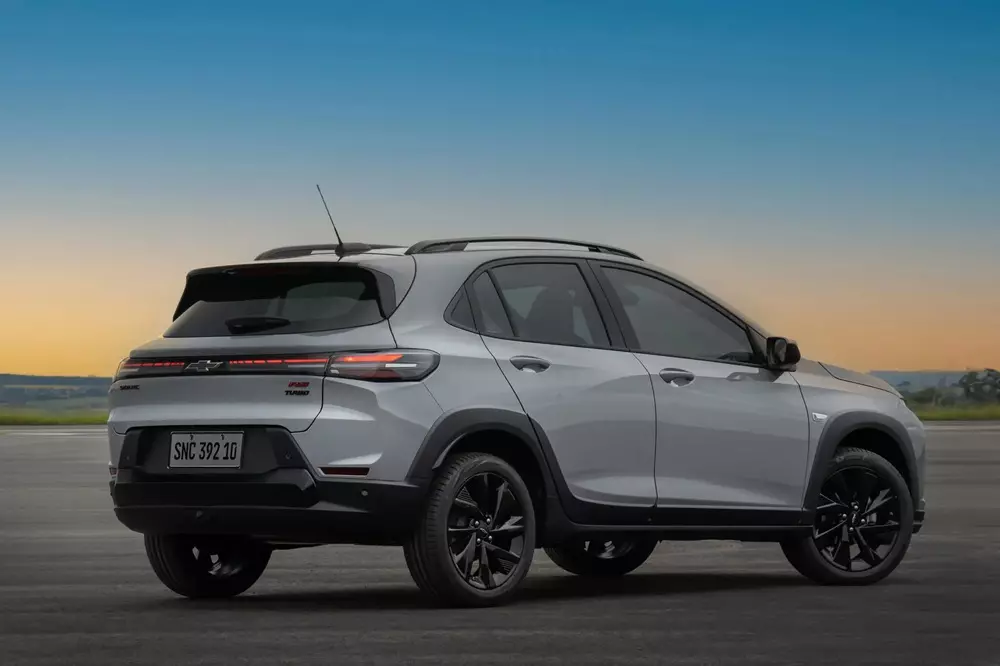 Xe gi&aacute; rẻ Chevrolet Sonic từng b&aacute;n ở Việt Nam được hồi sinh dưới dạng SUV cỡ nhỏ - Ảnh 3.