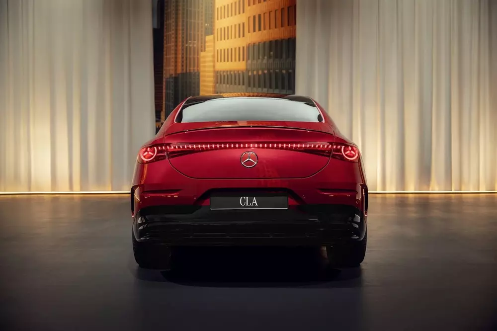 Mercedes-Benz CLA c&oacute; phạm vi hoạt động tối đa 542 km