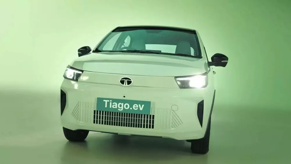 Mẫu xe gi&aacute; chưa đến 130 triệu đồng của Tata trở lại với diện mạo mang phong c&aacute;ch ch&acirc;u &Acirc;u - Ảnh 2.