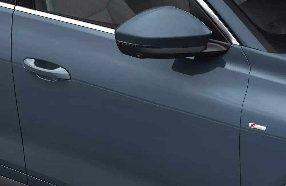 Audi Q7 thế hệ mới sắp ra mắt sau 11 năm, đ&aacute;nh mất vị thế SUV đầu bảng của thương hiệu 4 v&ograve;ng tr&ograve;n - Ảnh 2.