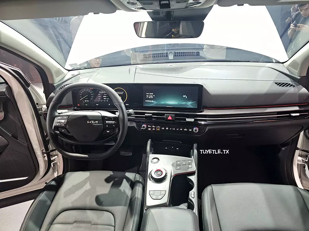 Kia Sorento Hybrid đời mới nhất ra mắt Việt Nam, gi&aacute; b&aacute;n vẫn c&ograve;n l&agrave; ẩn số - Ảnh 4.