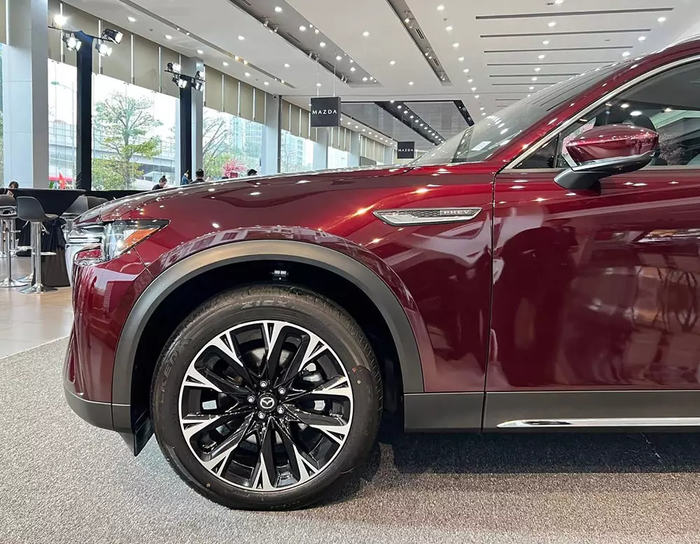 Mazda CX-90 d&ugrave;ng m&acirc;m 21 inch