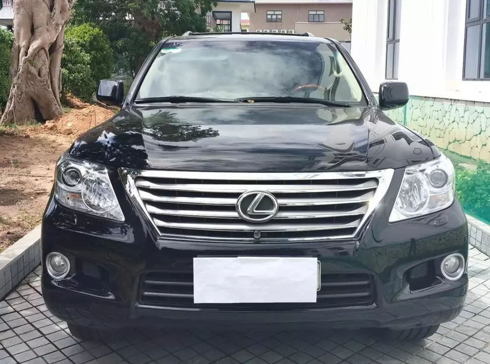 Tập đoàn Sơn Hải rao bán loạt xe sang mang thương hiệu Bentley, Lexus và BMW - Ảnh 5. Tập đoàn Sơn Hải rao bán loạt xe sang mang thương hiệu Bentley, Lexus và BMW - Ảnh 5.