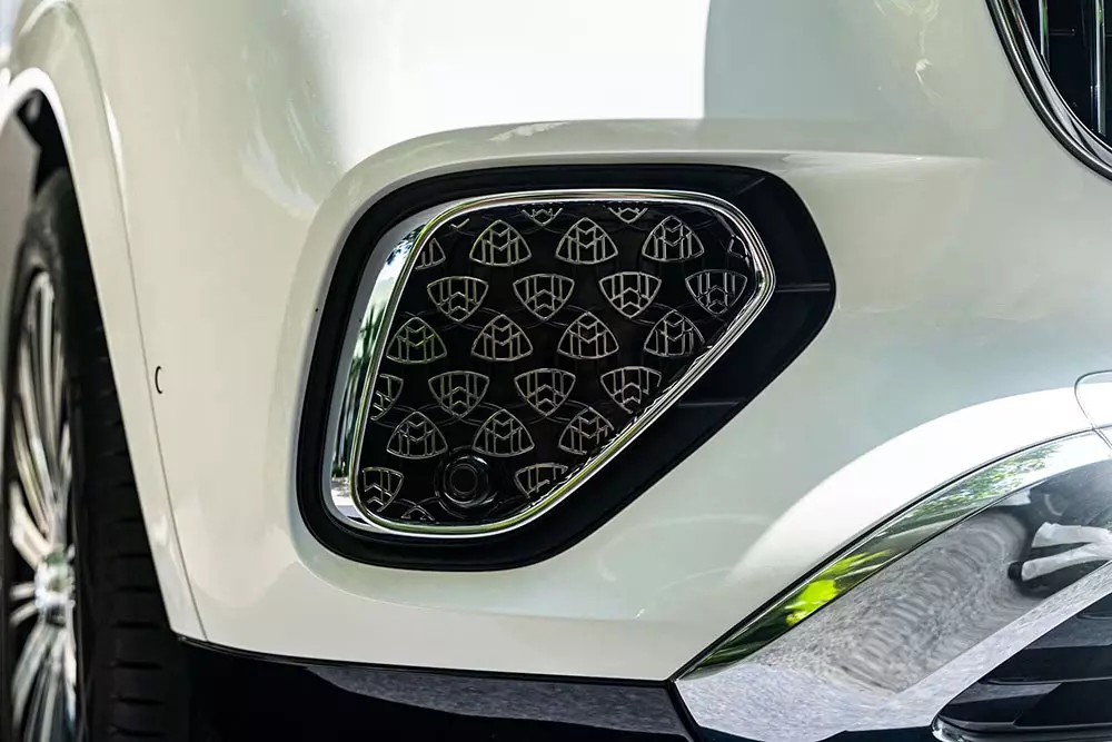 Ngắm h&igrave;nh ảnh "bằng xương, bằng thịt" của Mercedes-Maybach GLS 480 4Matic 2027 mới ra mắt Việt Nam - Ảnh 3.