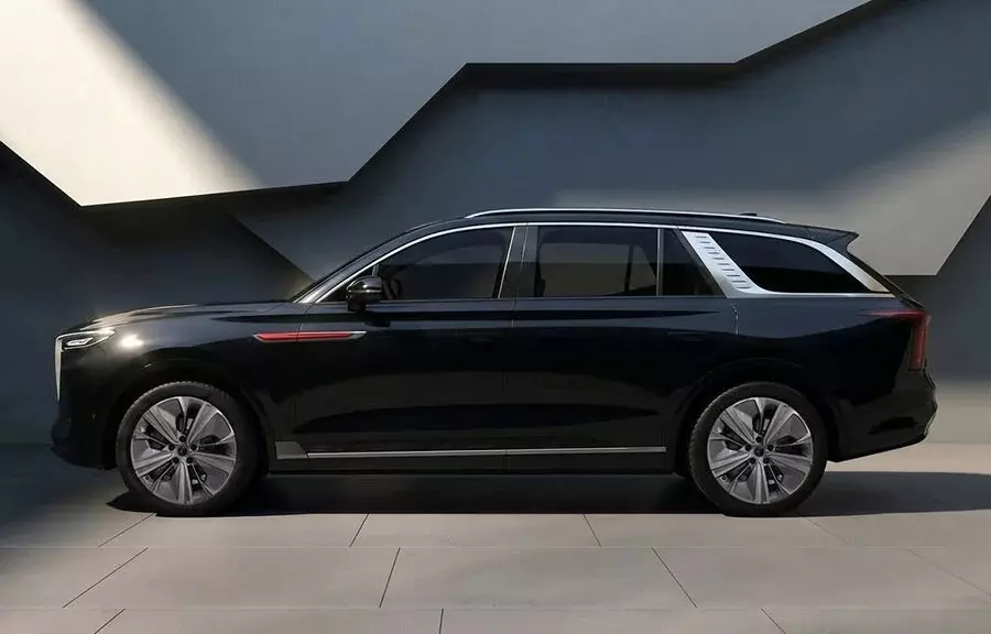 Hongqi E-HS9 sở hữu k&iacute;ch thước lớn