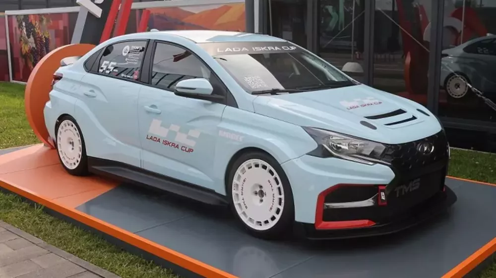 Xe đua Lada Iskra Cup