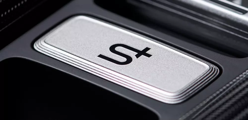 Sau Prelude, đến lượt Honda Civic e:HEV 2026 được trang bị t&iacute;nh năng S  Shift