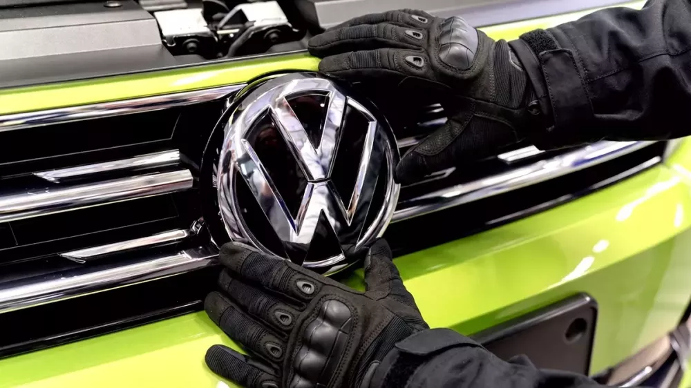 Phụ t&ugrave;ng n&agrave;y của Volkswagen sẽ trở n&ecirc;n v&ocirc; dụng khi bị th&aacute;o khỏi xe nhưng vẫn li&ecirc;n tục bị ăn trộm