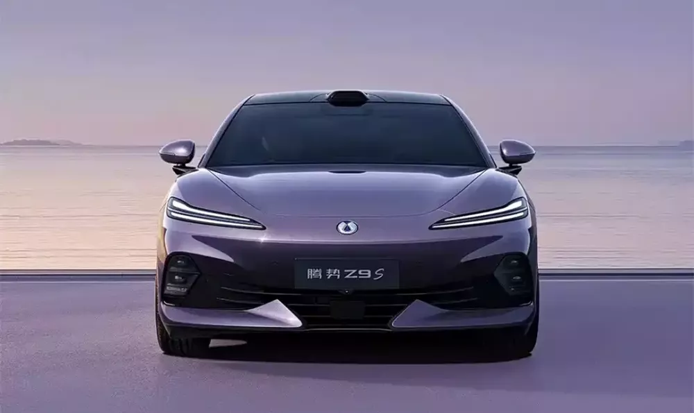 BYD Denza Z9S màu tím mới