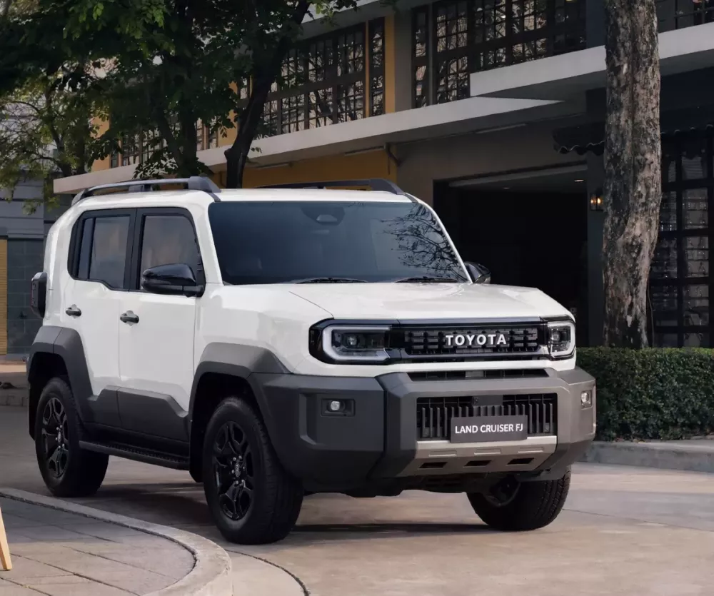 &ldquo;Xe chơi&rdquo; Toyota Land Cruiser FJ ra mắt Việt Nam, gi&aacute; từ 1,198 tỷ đồng- Ảnh 1.