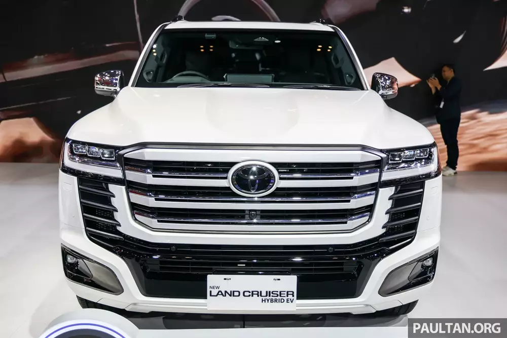 Toyota Land Cruiser Hybrid 2026 tiếp tục ra mắt Đông Nam Á trước ngày về Việt Nam - Ảnh 2.