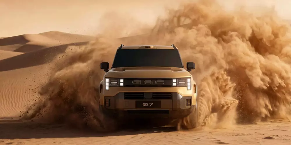 Mẫu SUV mới của Trung Quốc muốn cạnh tranh trực diện với Land Rover Defender, cả về ph&acirc;n kh&uacute;c lẫn thiết kế