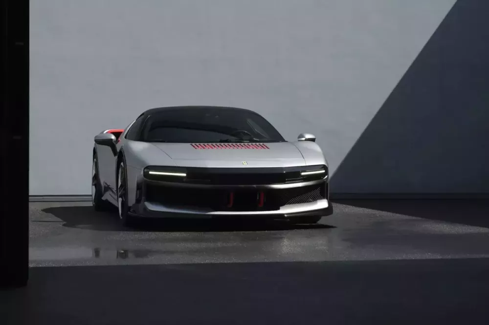 Ferrari CZ26 đ&atilde; được thay đổi đ&aacute;ng kể về thiết kế so với SF90 Stradale
