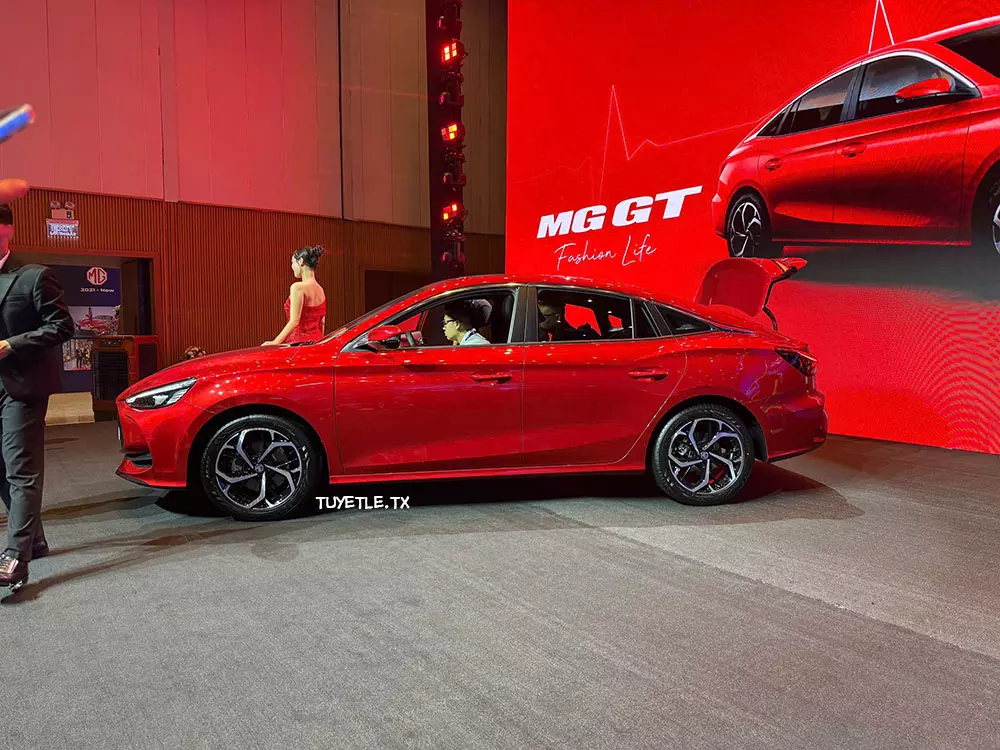 MG5 thế hệ mới tr&igrave;nh l&agrave;ng tại Việt Nam dưới c&aacute;i t&ecirc;n MG GT, gi&aacute; từ 512 triệu đồng - Ảnh 2.
