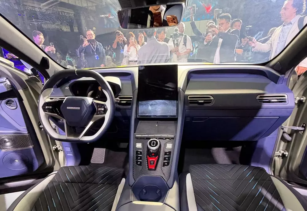 Ra mắt Omoda X - mẫu SUV địa hình đầu tiên của thương hiệu, thiết kế góc cạnh, đủ loại động cơ - Ảnh 5.