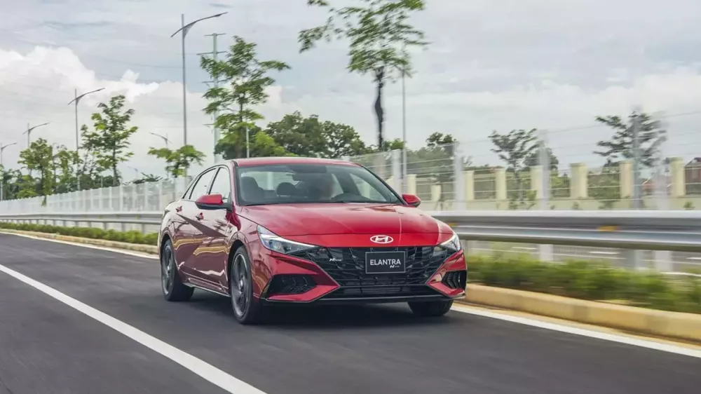 Doanh số sedan hạng C tháng 9/2026: Honda Civic và Hyundai Elantra tiếp tục hụt hơi - Ảnh 3.