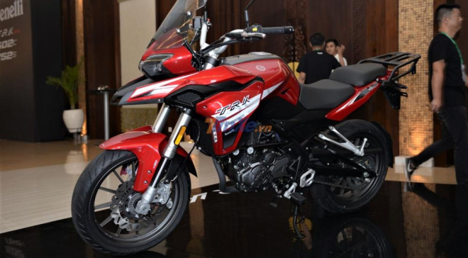 Benelli TRK 251