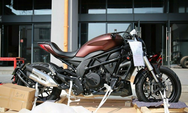 Benelli 502C sẽ được bán tại Việt Nam vào khoảng tháng 9/2019 tới đây