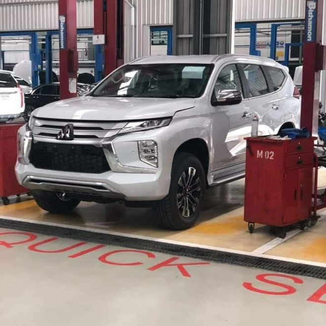 Mitsubishi Pajero Sport 2020 lộ ảnh thực tế trước ngày ra mắt thị trường Thái Lan
