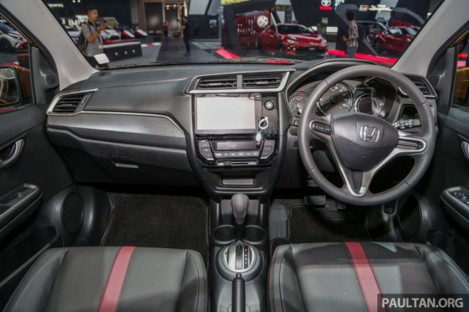 Nội thất của Honda BR-V 2019 c&oacute; hơi hướng giống Civic