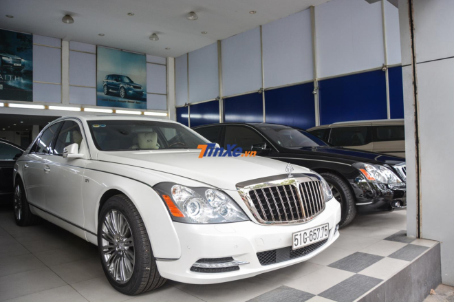 Maybach 57S bản nâng cấp mang màu trắng được ông chủ công ty nhập khẩu xe sang giữ lại sử dụng Maybach 57S bản nâng cấp mang màu trắng được ông chủ công ty nhập khẩu xe sang giữ lại sử dụng