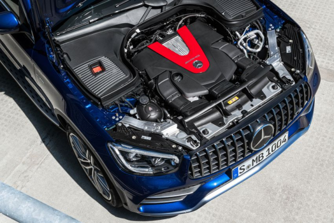 Mercedes-AMG GLC43 v&agrave; GLC43 Coupe 2020 d&ugrave;ng chung động cơ xăng V6, tăng &aacute;p k&eacute;p, dung t&iacute;ch 3.0 l&iacute;t mạnh mẽ hơn