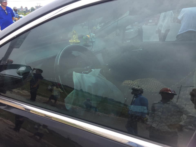 T&uacute;i kh&iacute; v&ocirc; lăng chiếc Kia K3 bung ra