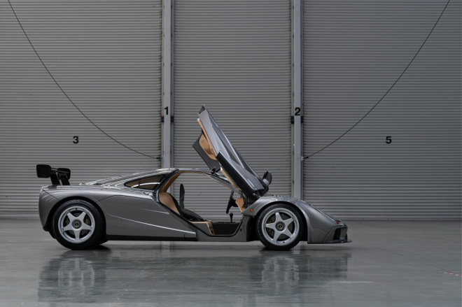 rao b&aacute;n McLaren F1 LM Spec