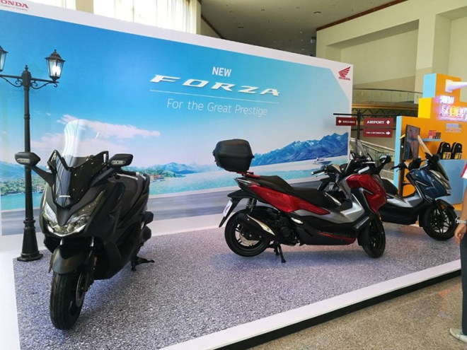 Honda Forza 300 ra mắt thêm màu mới cho phiên bản 2019
