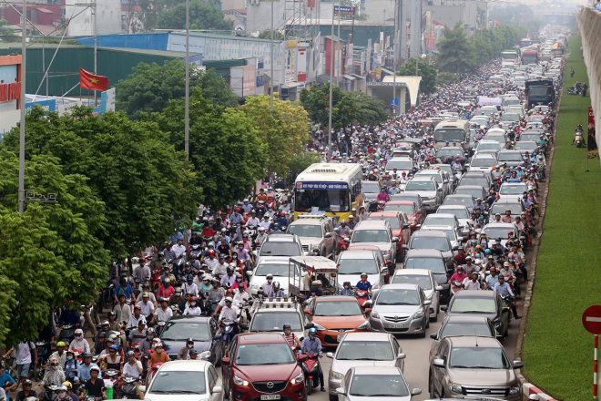 H&agrave; Nội l&ecirc;n kế hoạch thu ph&iacute; &ocirc; t&ocirc; v&agrave;o nội th&agrave;nh từ đường v&agrave;nh đai 3