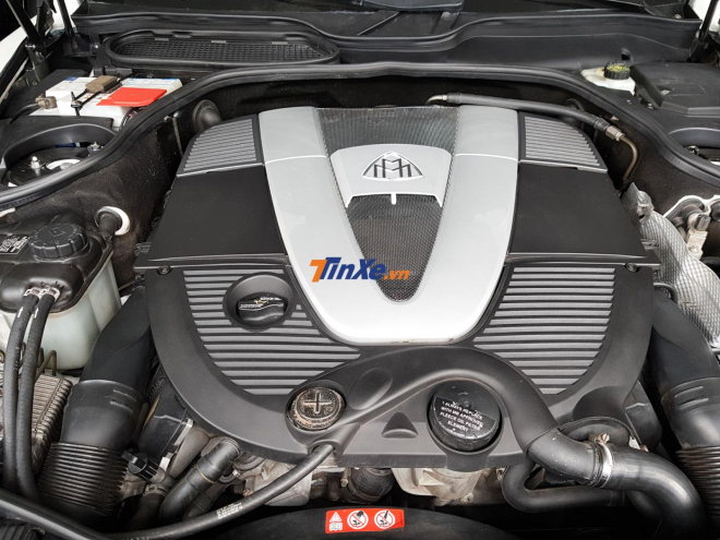 Maybach 57S được trang bị khối động cơ V12