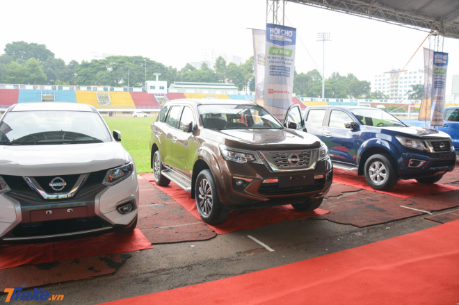 D&agrave;n xe Nissan tại Hội chợ Oto.com.vn lần 3