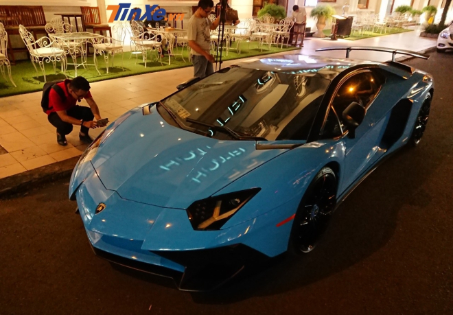 H&agrave;ng hiếm Lamborghini Aventador SV Coupe độc nhất Việt Nam thay &aacute;o sang m&agrave;u xanh Blu Cepheus