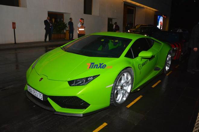Lamborghini Huracan LP610-4 m&agrave;u xanh cốm của người y&ecirc;u xe Nam Định