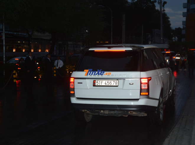 Mẫu SUV hạng sang Range Rover Autobiography được trang bị động cơ V8 siêu nạp Mẫu SUV hạng sang Range Rover Autobiography được trang bị động cơ V8 siêu nạp