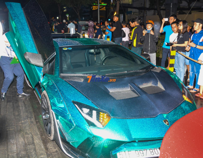 Lamborghini Aventador LP700-4 độ Liberty Walk