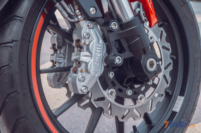 Benelli 302S ABS 2019