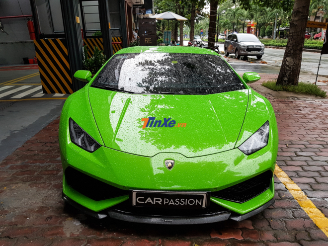 Cận cảnh Cận cảnh mặt tiền của siêu xe Lamborghini Huracan LP610-4 khi được trang bị bộ body kit bằng sợi carbon của Vorsteine