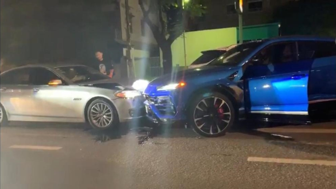 Lamborghini Urus t&ocirc;ng trực diện v&agrave;o xe BMW 523i