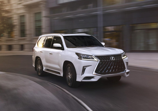 Động cơ của Lexus LX Sport 2020 kh&ocirc;ng c&oacute; g&igrave; thay đổi