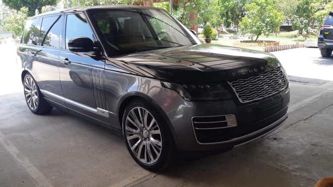 Range Rover SVAutobiography 2019 gần 20 tỷ đồng về l&agrave;m d&acirc;u tại H&agrave; Nam